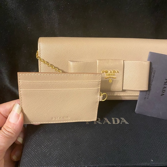 PRADA Saffiano Fiocco Wallet w/box COA - Picture 2 of 16